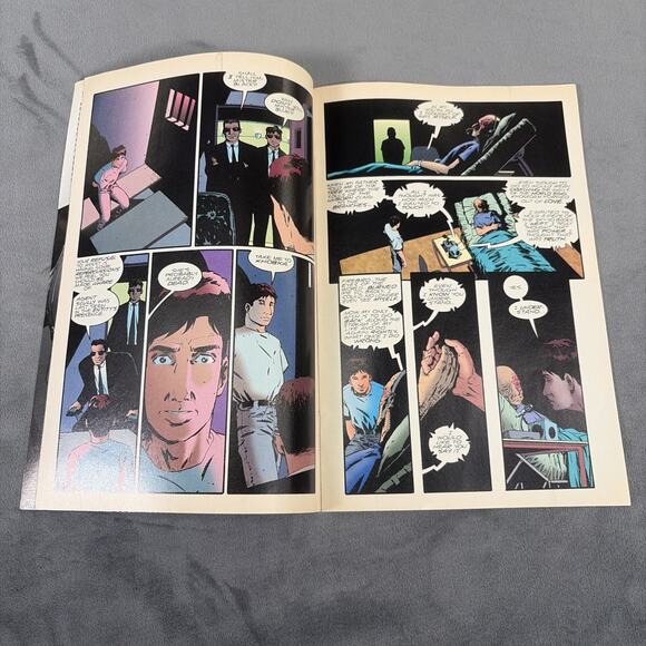 Vintage Topps X Files Comic Books Lot & other Memorabilia 35mm Film Cells Etc - Picture 4 of 16